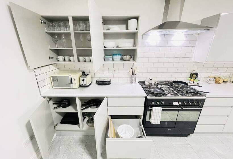 펜션 Norman Guest House