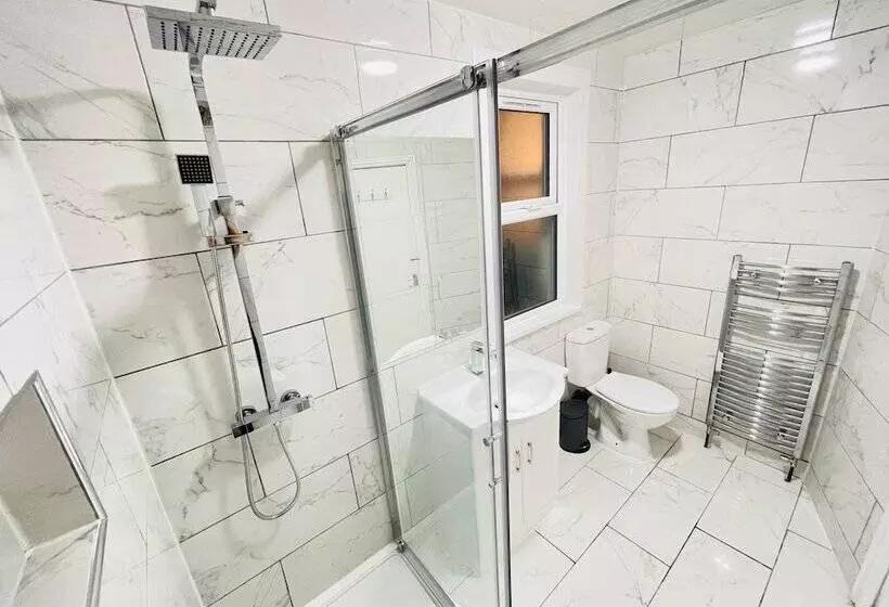 ペンション Norman Guest House