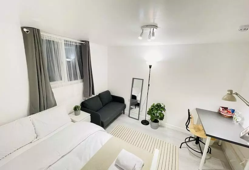 ペンション Norman Guest House