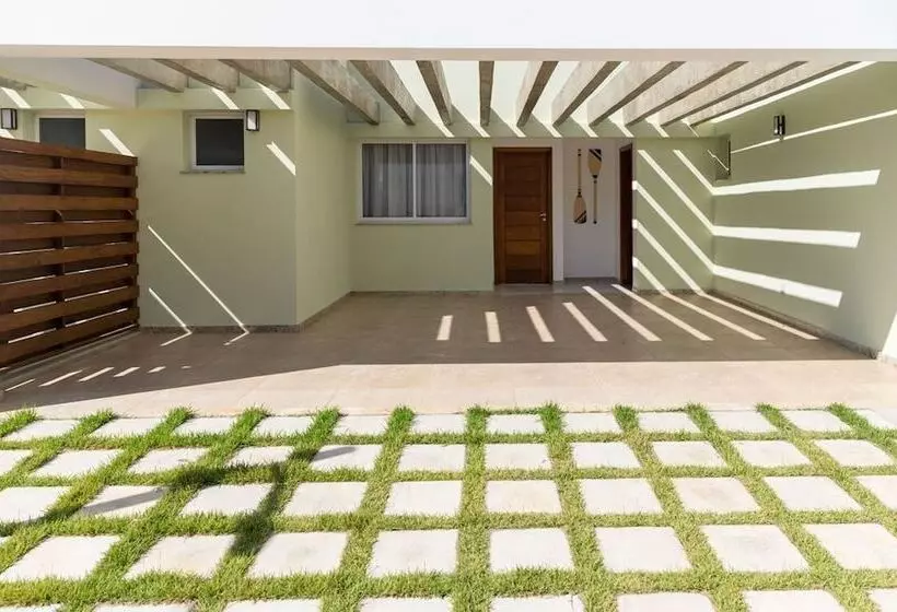 ペンション Ponta De Inhambupe Residences