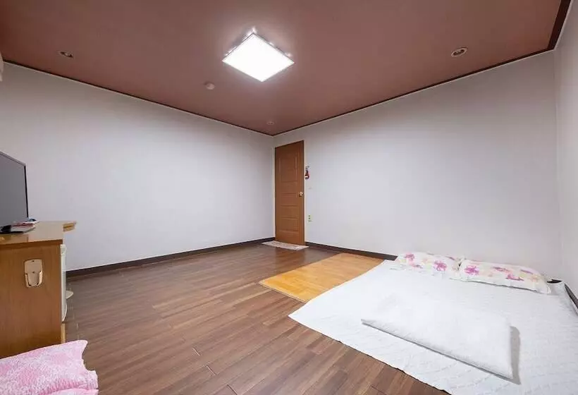 Seosan Peace Motel