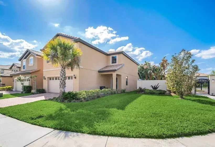 Stunning Modern Family Villa, Pool & Jacuzzi With Private View, Themed Bedrooms!