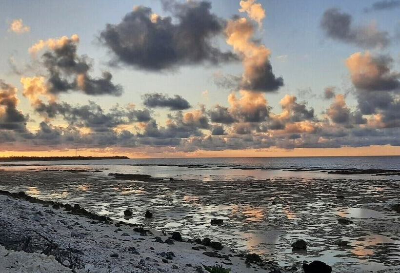 ベッドアンドブレックファースト Moana Breeze Rangiroa   Rental Car Included   Air Conditioning   Wi Fi