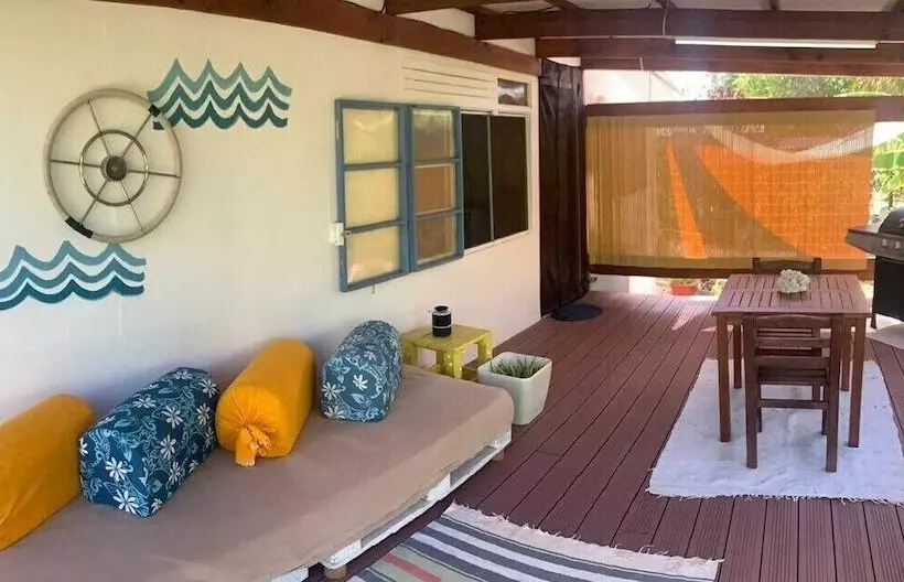 تختخواب و صبحانه Moana Breeze Rangiroa   Rental Car Included   Air Conditioning   Wi Fi