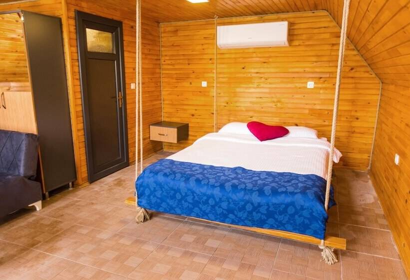 Hotel çeli̇k Resort