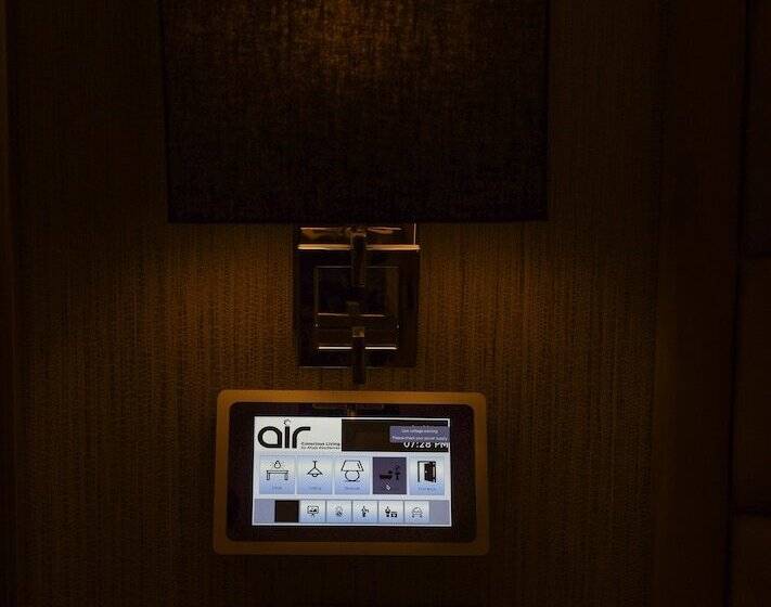 فندق Air By Ahuja Residences