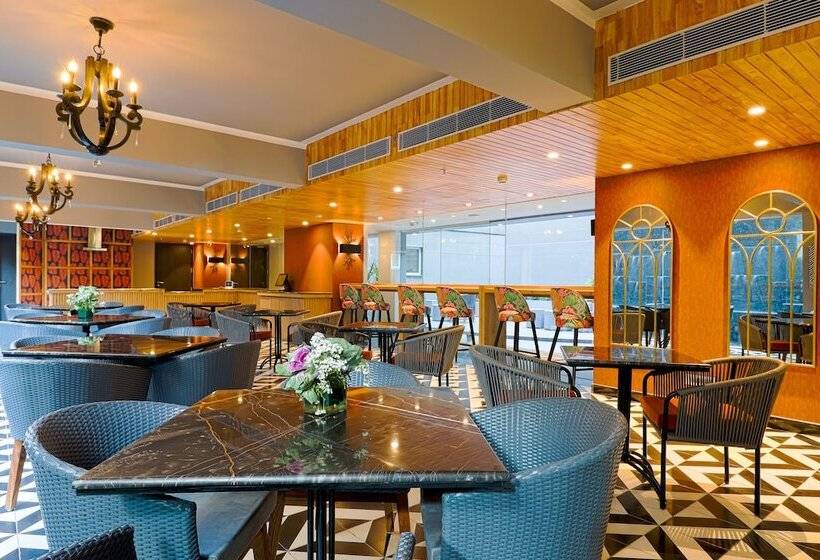 فندق Air By Ahuja Residences