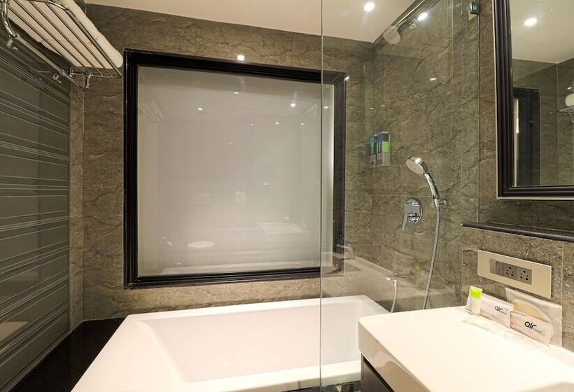 فندق Air By Ahuja Residences