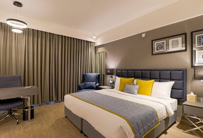 فندق Air By Ahuja Residences