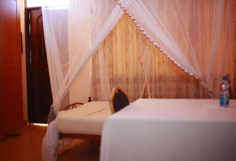 Отель Broad Park