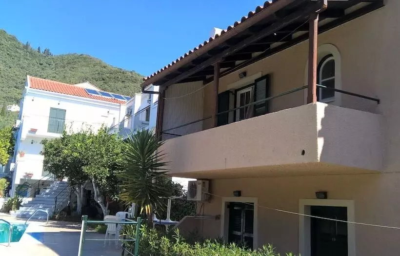 Hotelli Corfu Dream Holidays