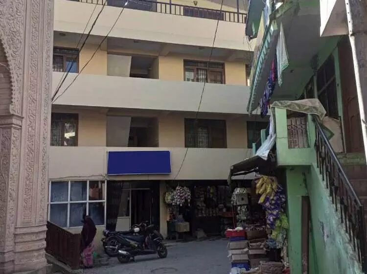 هتل Goroomgo Shah Guest House Nainital
