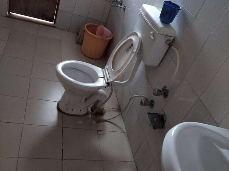 Hotel Goroomgo Shah Guest House Nainital