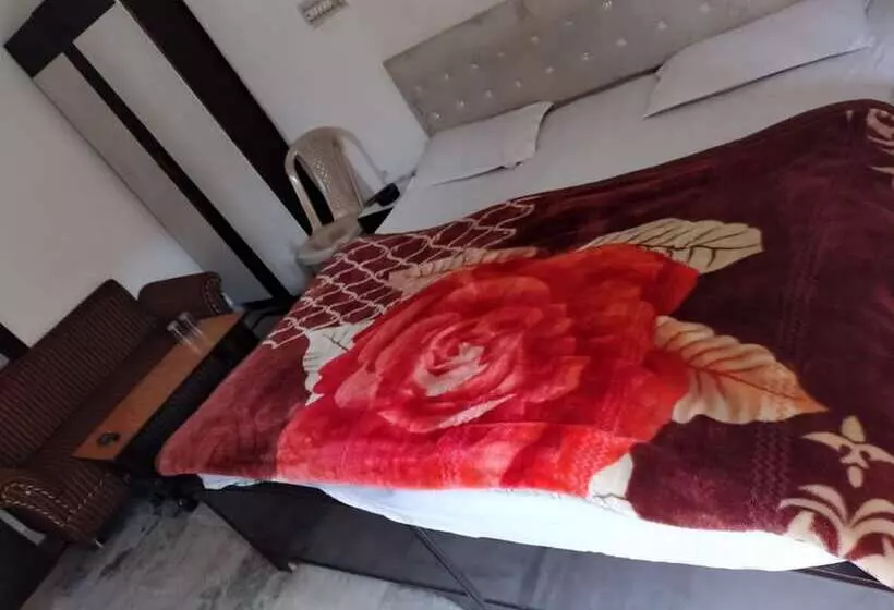 هتل Goroomgo Shah Guest House Nainital