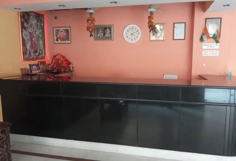 호텔 Goroomgo Shakuntala Katra