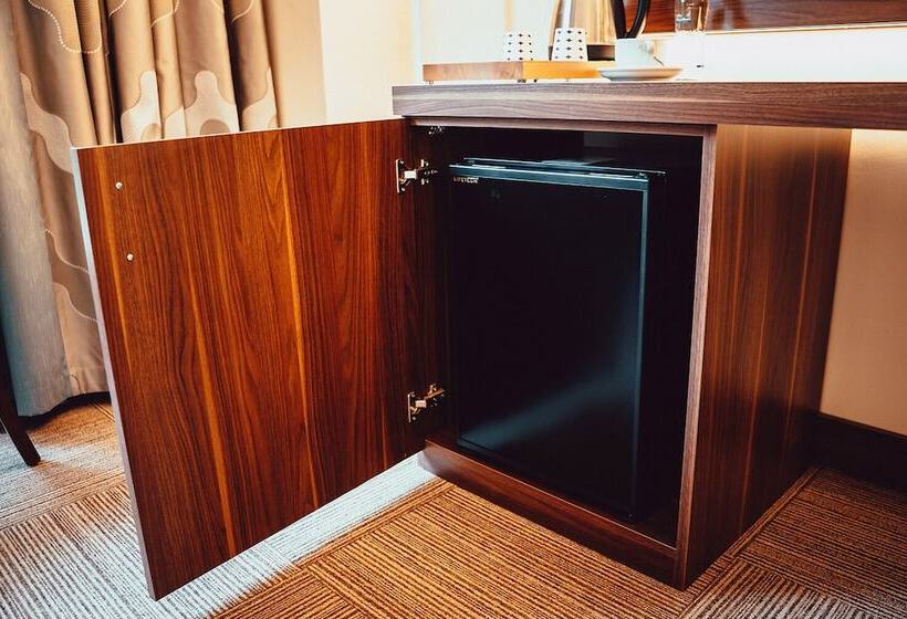 Отель Grand Selale