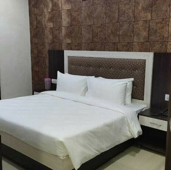 בית מלון כפרי Green Leaf