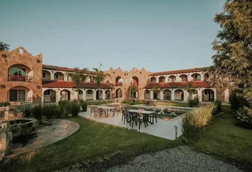 Hotelli Hacienda Los Olivos