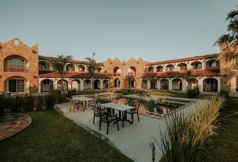 Hotelli Hacienda Los Olivos