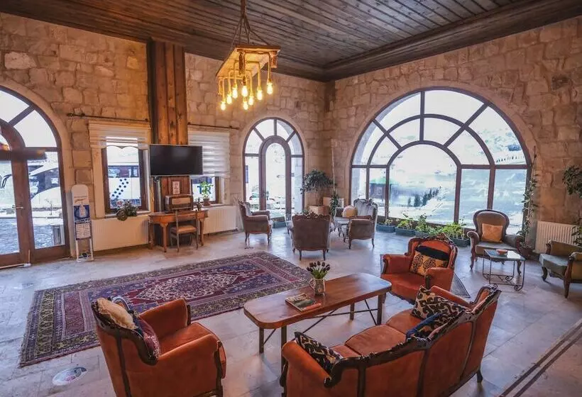 Hotelli Kalsedon Cave Suites