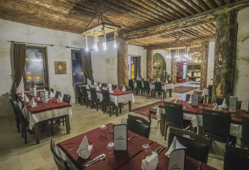 Hotelli Kalsedon Cave Suites