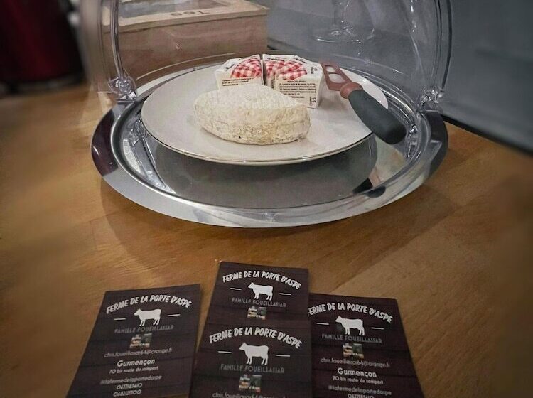 Отель Le Central Hôtel Bar