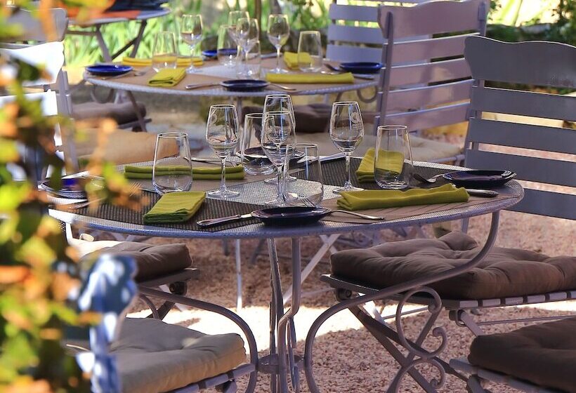 هتل Le Jardin Des Chouchoux