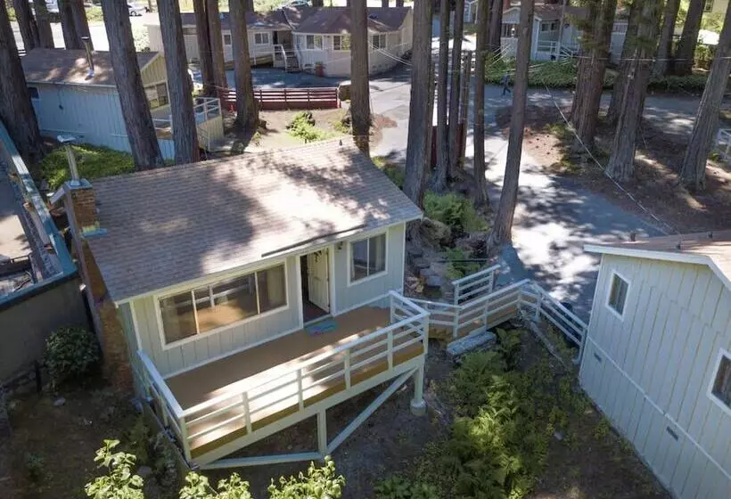 Hotelli Masood S Lodge