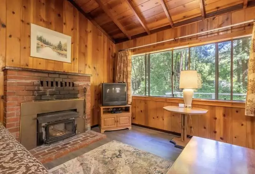 Hotelli Masood S Lodge