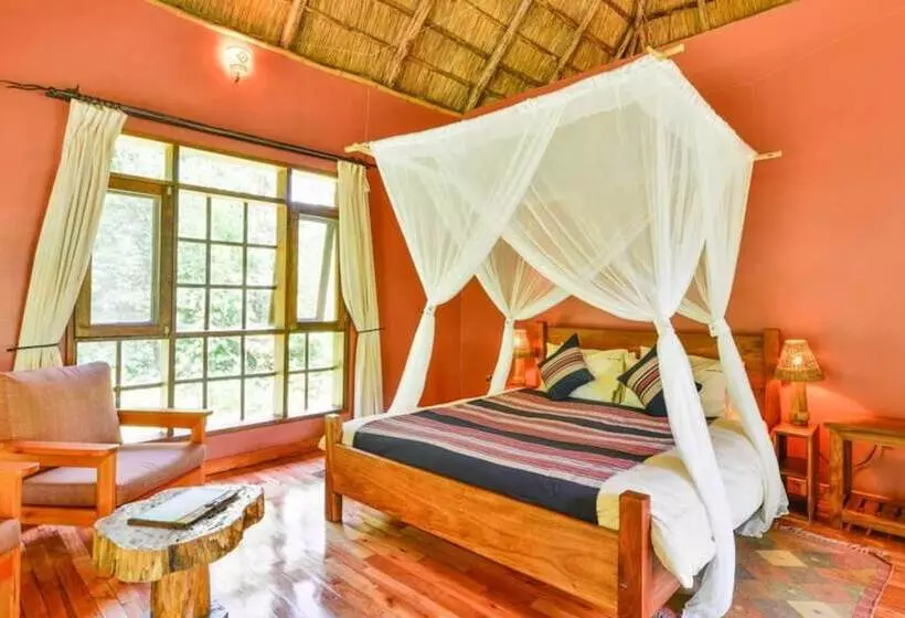 هتل Primate Lodge