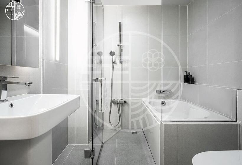 Raveevan Hotel Santidham