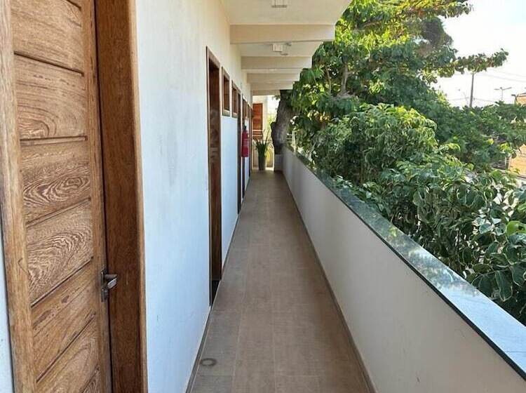 هتل Santorini Beach