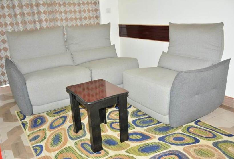 Seravic Hotel Nakuru