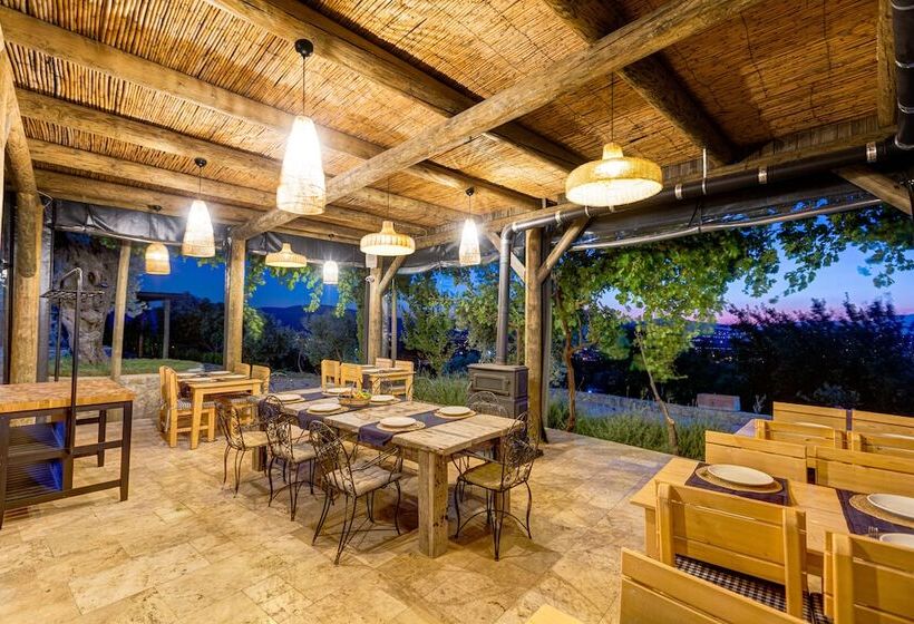 ホテル Urlachi çiftliği