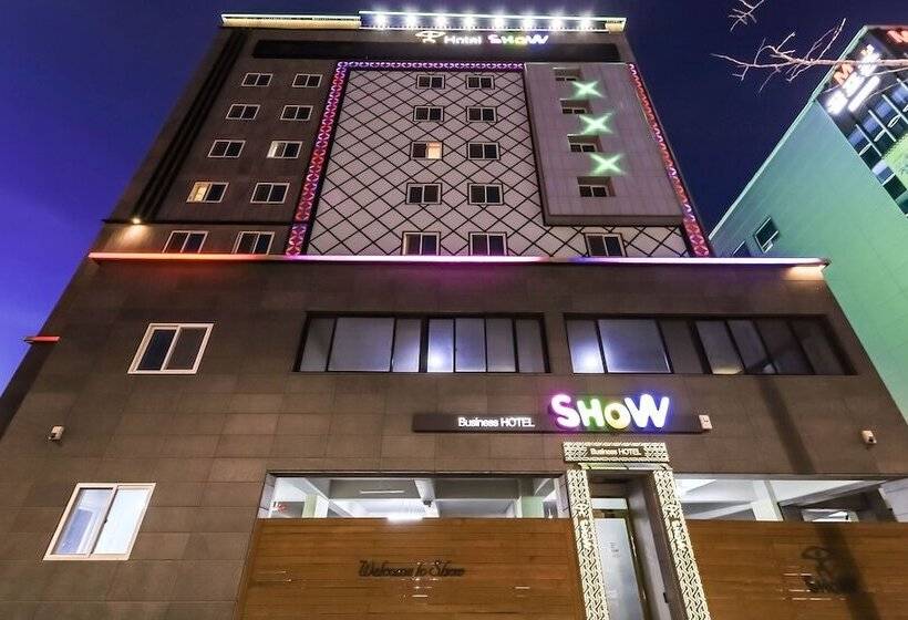 Motel Cheongju Show
