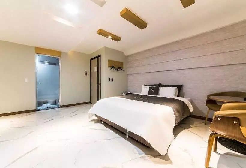 Motelli Goyang Luxe