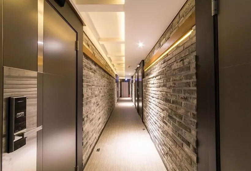 Motelli Goyang Luxe