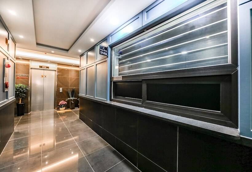 모텔 Miryang Hotel Lake