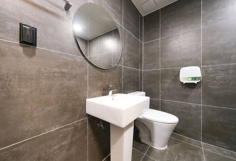 Motel Yeongcheon D Day