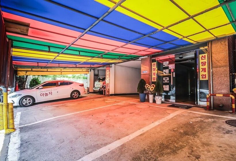 مُتل Yeosu Rosen