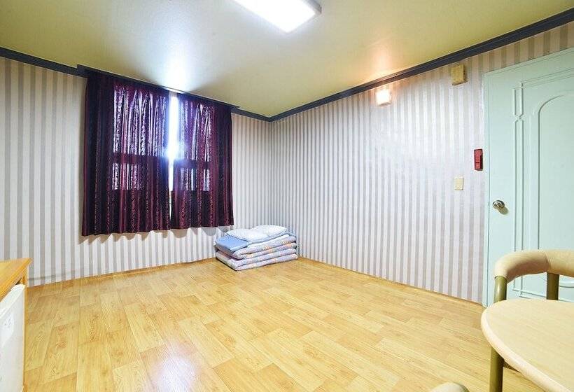 مُتل Yeosu Rosen