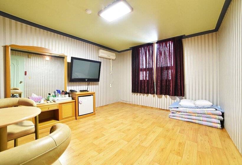 مُتل Yeosu Rosen