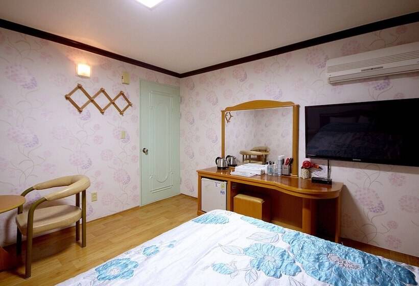 مُتل Yeosu Rosen