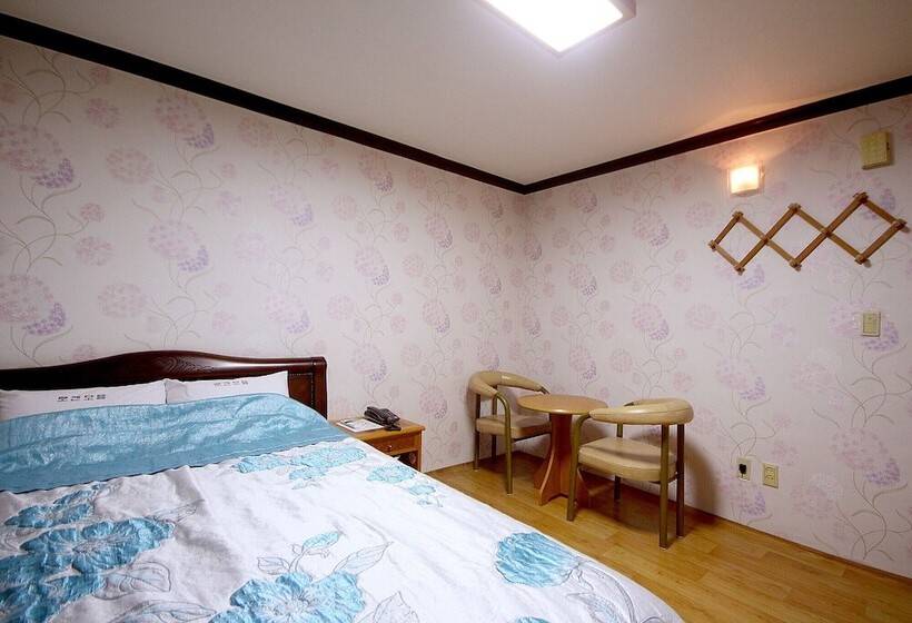 مُتل Yeosu Rosen