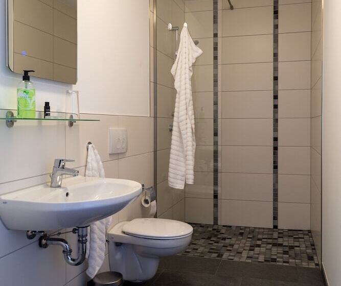 Пансион Gästezimmer In Der Dk Glasbläserei