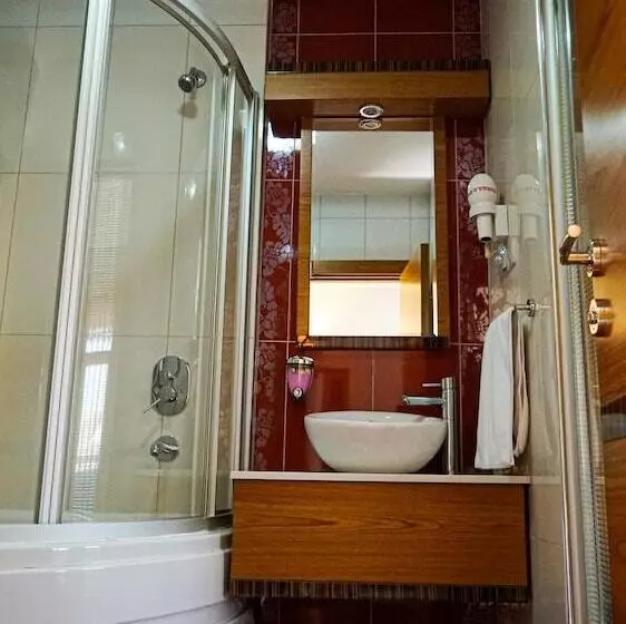 Aamiaismajoitus (B&B) Atlas Otel