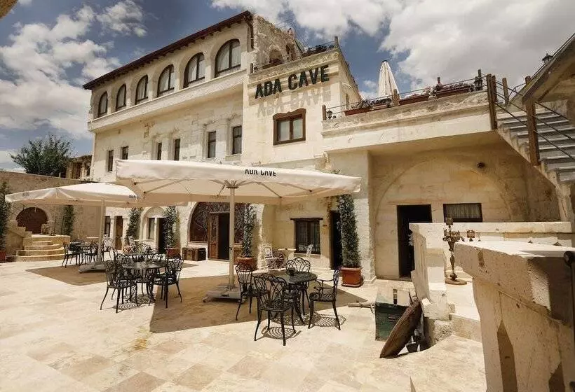 Hotelli Ada Cave Suites
