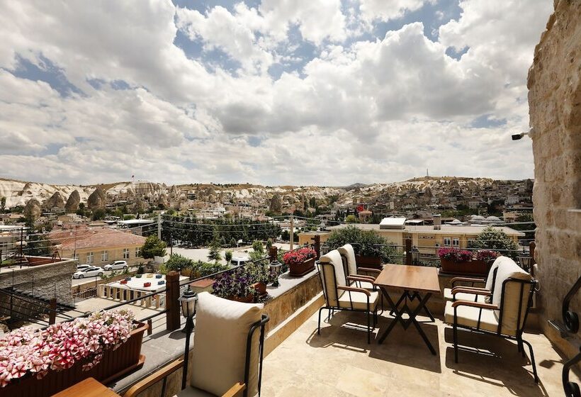 Hotel Ada Cave Suites