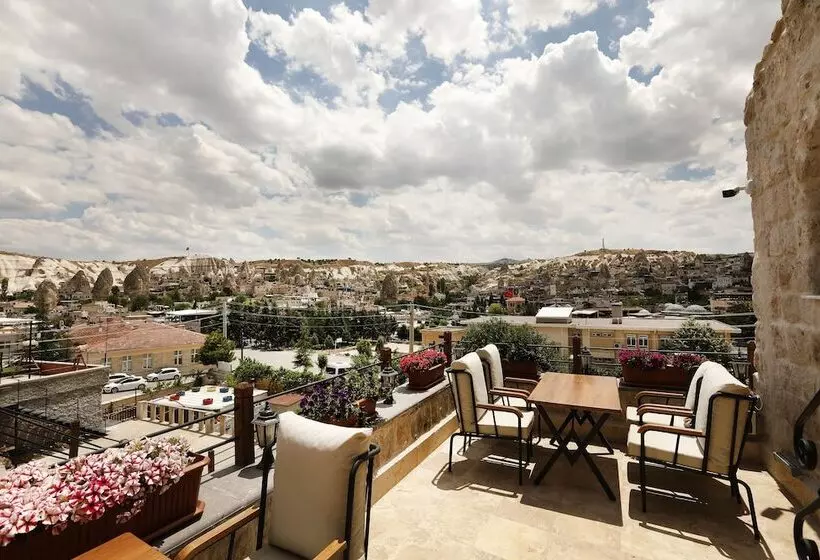 Hotelli Ada Cave Suites