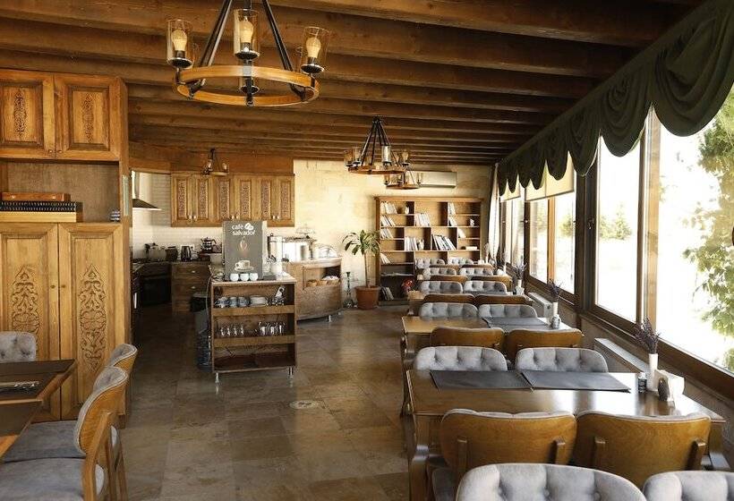 Hotel Ada Cave Suites